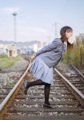 两个小婕子和我做受的视频功能_高清免费播放