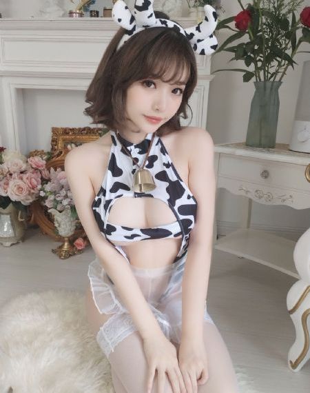 总裁掀开她的内衣揉她的柔软动漫_BD天堂在线
