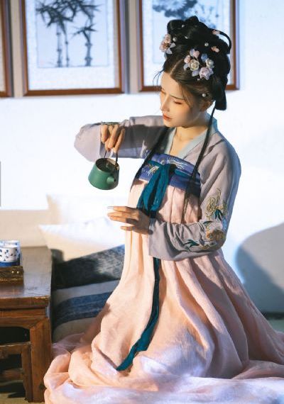 驯服年轻的老师_剧情片电视剧在线观看