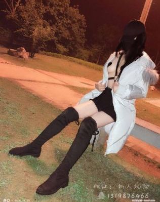 不穿内衣的瑜伽教练_HD免费观看超清