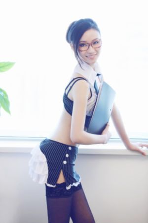 女机械人电影_高清直播在线观看