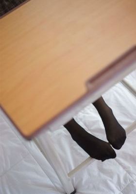 善良的女秘书的_高清蓝光在线观看